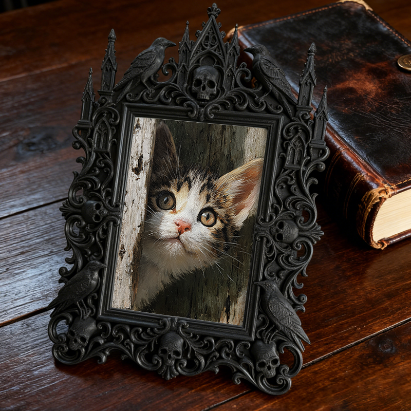 Refined-spooky Gothic Dark-style Photo Frame | Paranormal Museum Gift Shop Decor, Photo Ornament, Wall-mountable & Tabletop, Elegant Frame