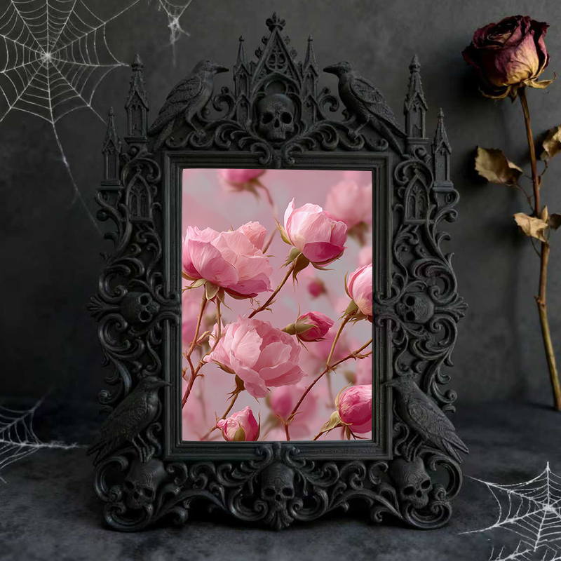 TikTok-trending Gothic Dark-style Photo Frame | Vampire Masquerade Ball Table Decor, Photo Ornament, Wall-mountable & Tabletop, Plastic Fram
