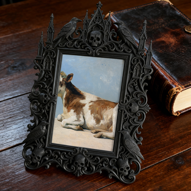 Highly-sought Gothic Dark-style Photo Frame | Dark Fantasy LARP Event Camp Decor, Photo Ornament, Wall-mountable & Tabletop, Scratch-resista