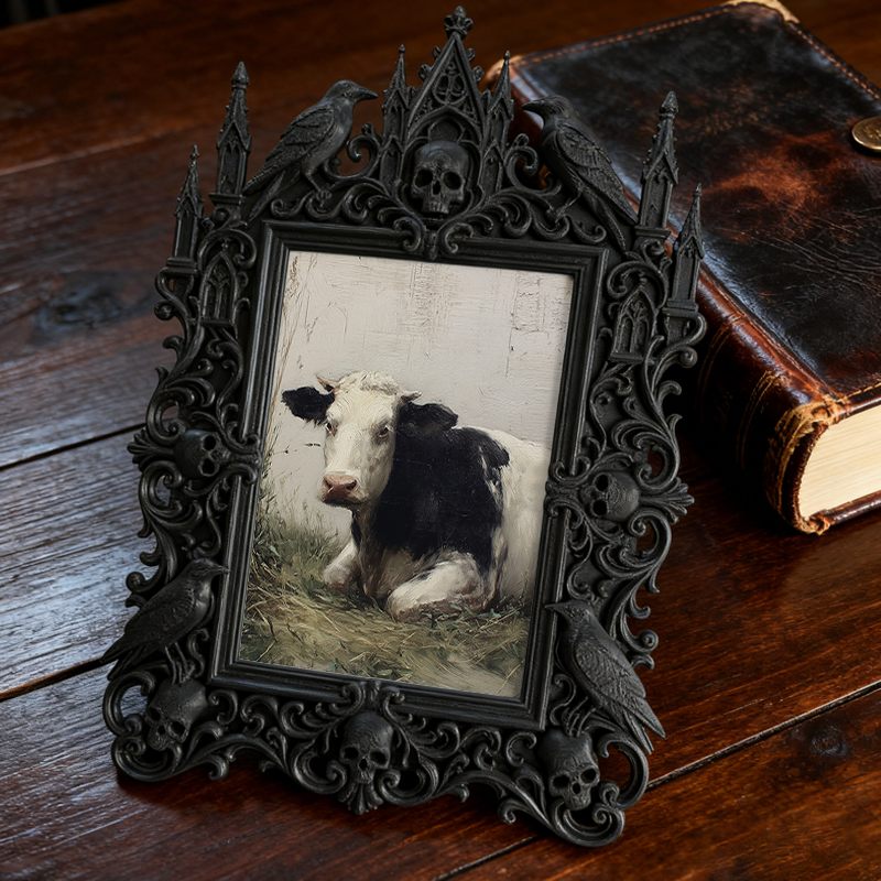 Must-snag Gothic Dark-style Photo Frame | Horror Movie Marathon Night Decor, Photo Ornament, Wall-mountable & Tabletop, Slim Frame