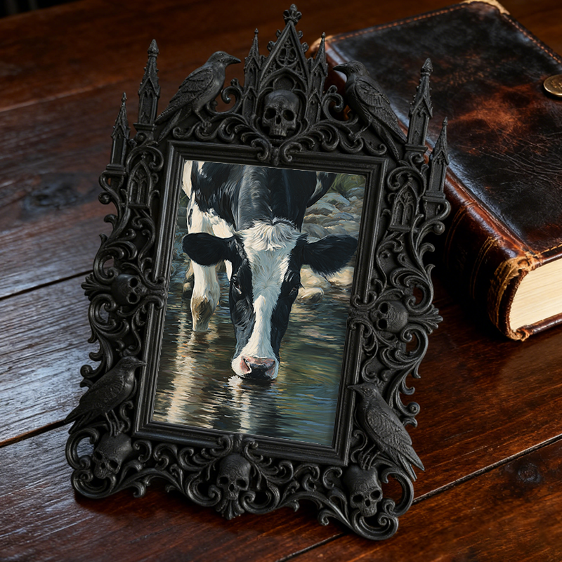 Sturdy-long-lasting Gothic Dark-style Photo Frame | Gothic Halloween Trick-or-Treat Station Decor, Photo Ornament, Dual-use Display, Wear-re