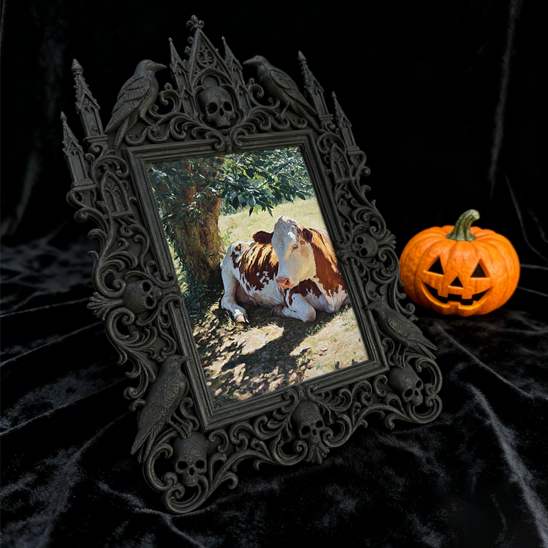 Collector-top-choice Gothic Dark-style Photo Frame | Vintage Horror Comic Convention Decor, Photo Ornament, Wall/Table Dual-use, Display-gra