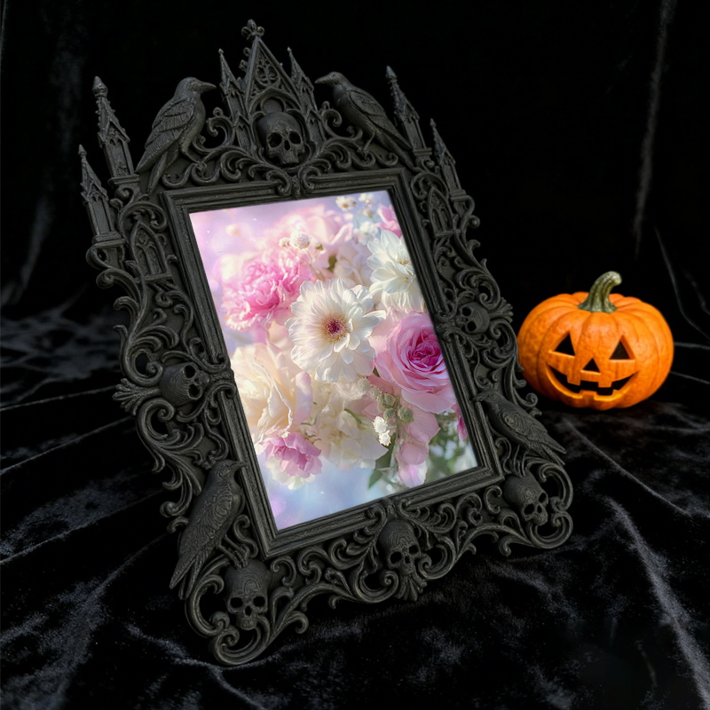 Trend-leading Gothic Dark-style Photo Frame | Gothic Themed Pop-up Market Booth Decor, Photo Ornament, Wall/Table Dual-use, Eco-friendly Fra