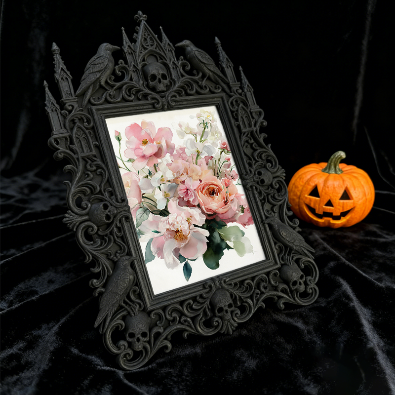 Limited-stock Gothic Dark-style Photo Frame | Occult Tarot Card Deck Launch Decor, Photo Ornament, Wall-mountable & Tabletop, Collectible Fr