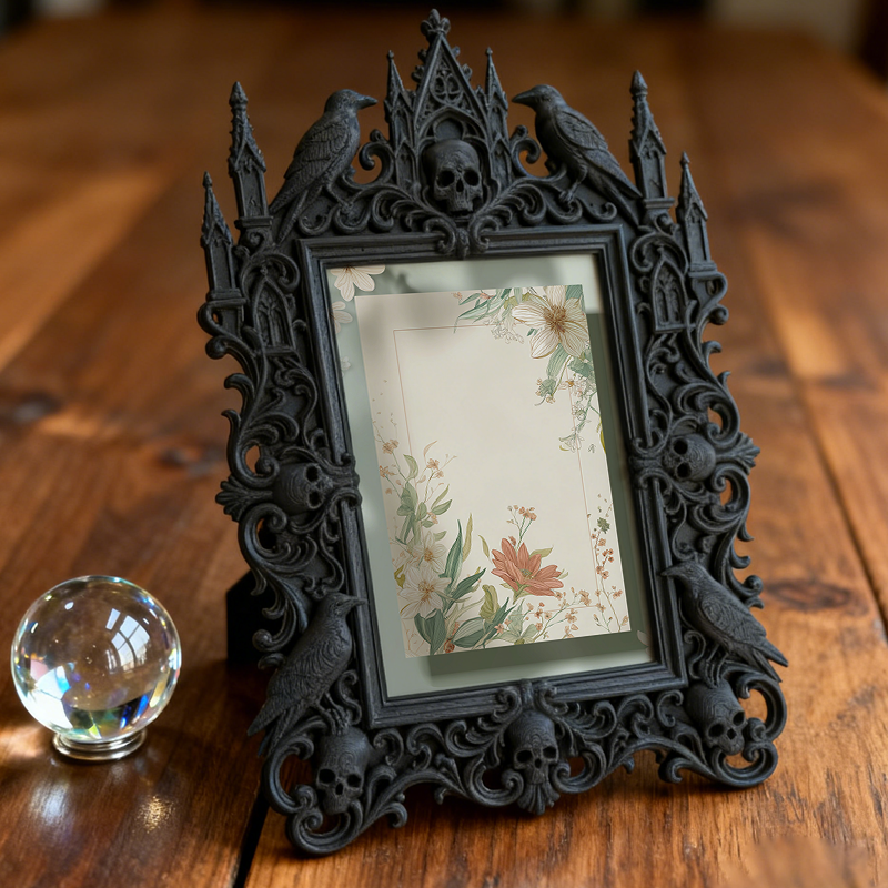 Exclusive-drop Gothic Dark-style Photo Frame | Occult Home Altar Decor, Photo Ornament, Wall-mountable & Tabletop, Collectible Frame