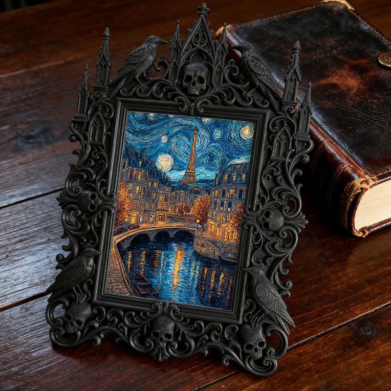 Rare-find Gothic Dark-style Photo Frame | Werewolf-themed Outdoor Apparel Shop Decor, Photo Ornament, Wall/Table Dual-use, Rustic Frame