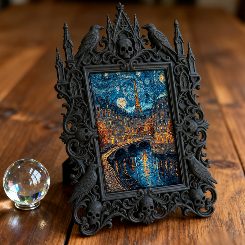 Rare-find Gothic Dark-style Photo Frame | Werewolf-themed Outdoor Apparel Shop Decor, Photo Ornament, Wall/Table Dual-use, Rustic Frame