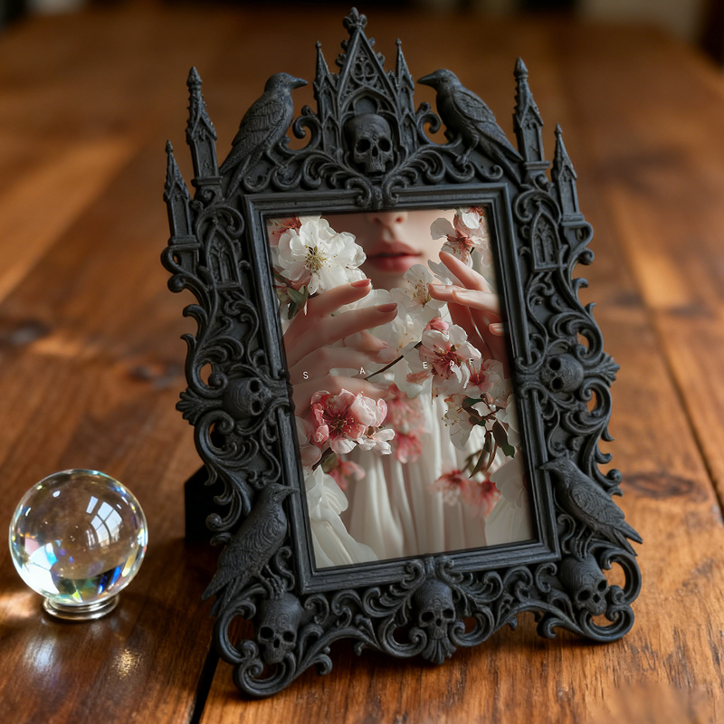 Highly-coveted Gothic Dark-style Photo Frame | Punk Rock Band Album Release Party Decor, Photo Ornament, Dual-use Display, Retro Plastic Fra