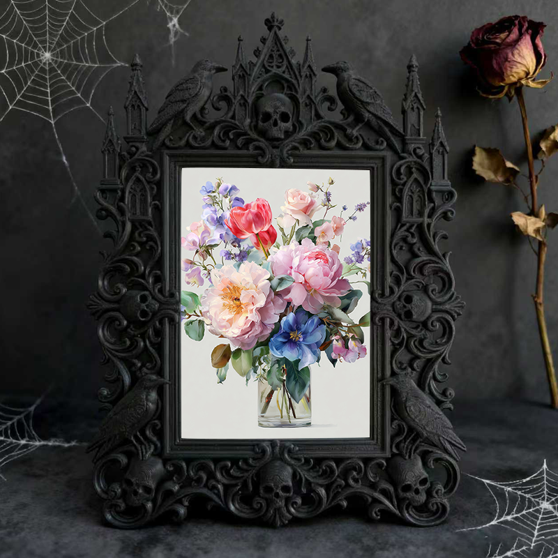 Limited-drop Gothic Dark-style Photo Frame | Werewolf Themed Camping Bonfire Decor, Photo Ornament, Dual-use Display, Sturdy Frame