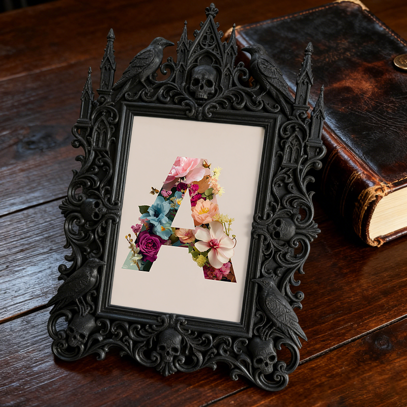 One-of-a-kind Gothic Dark-style Photo Frame | Witchy Moon Ritual Gathering Decor, Photo Ornament, Wall-mountable & Tabletop, Portable Frame