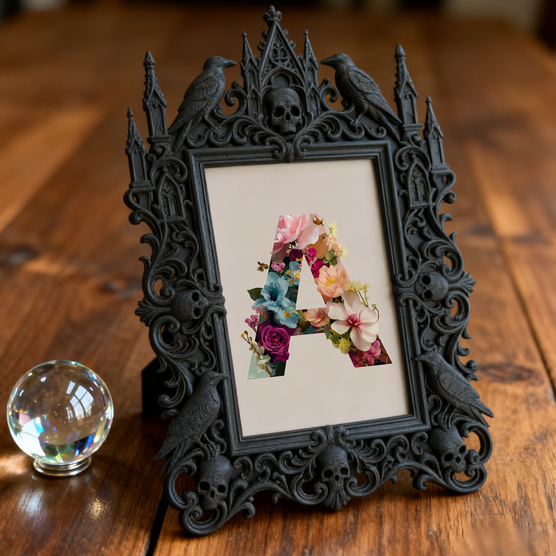 One-of-a-kind Gothic Dark-style Photo Frame | Witchy Moon Ritual Gathering Decor, Photo Ornament, Wall-mountable & Tabletop, Portable Frame