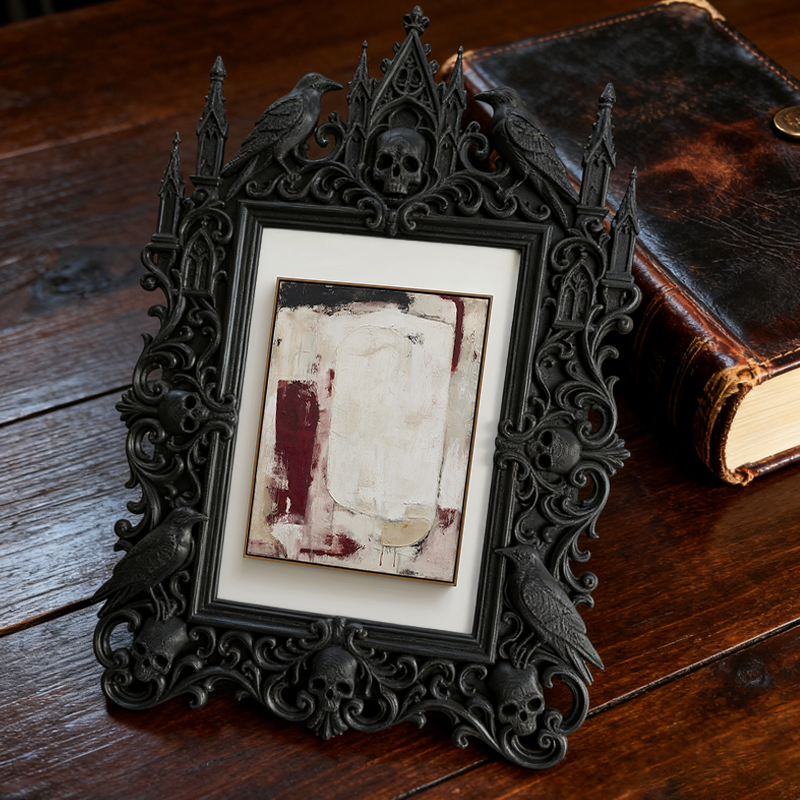 Reel-hit Gothic Dark-style Photo Frame | Gothic Kids’ Vampire Themed Room Decor, Photo Ornament, Wall-mountable & Tabletop, High-gloss Frame