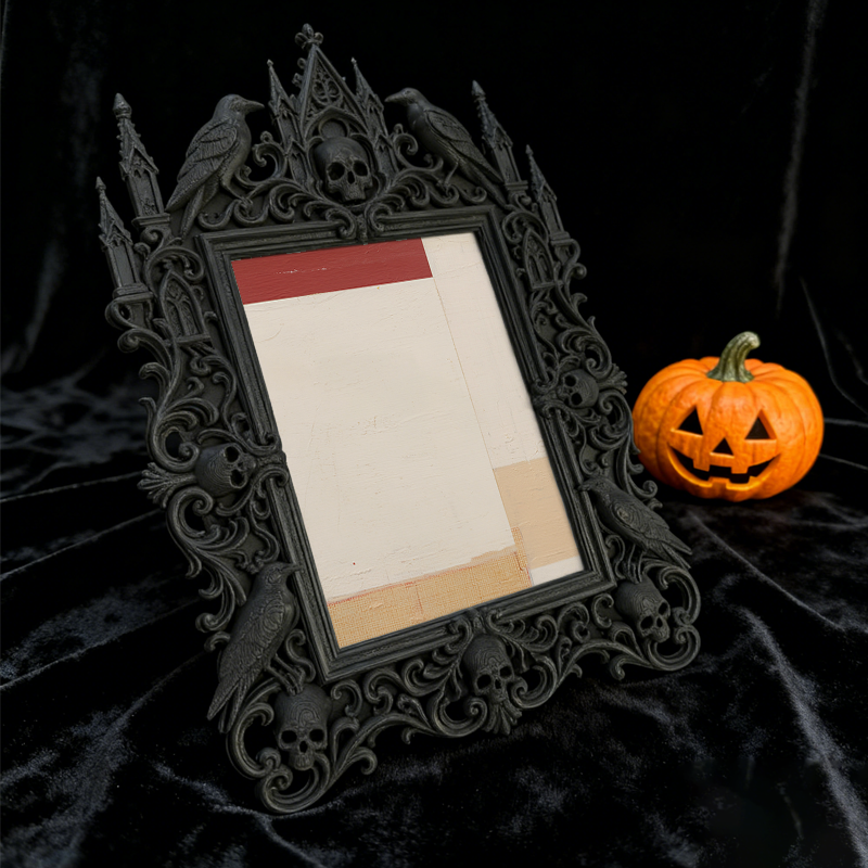 Edgy-classic Gothic Dark-style Photo Frame | Horror Movie Fan Cave Shelf Decor, Photo Ornament, Dual-use Display, Minimalist Frame