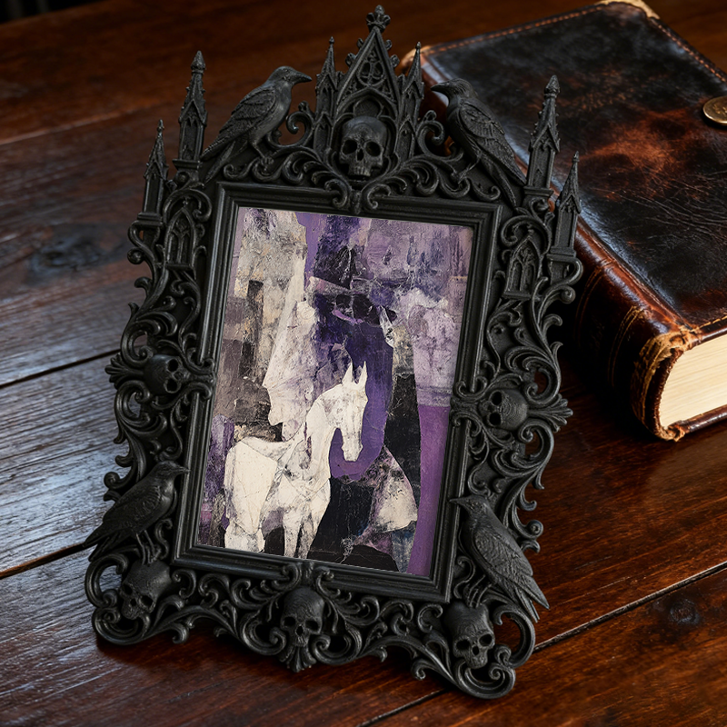 Rare-gem-pick Gothic Dark-style Photo Frame | Werewolf-themed Outdoor Hiking Boot Shop Decor, Photo Ornament, Wall/Table Dual-use, Rustic Fr