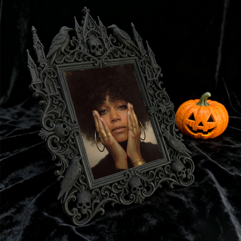 Must-grab Gothic Dark-style Photo Frame | Horror Themed Comic Book Store Decor, Photo Ornament, Wall-mountable & Tabletop, Slim Frame