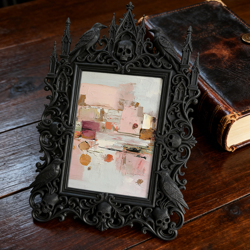 Customer-raved Gothic Dark-style Photo Frame | Horror Movie Prop Replica Shop Decor, Photo Ornament, Dual-use Display, Minimalist Frame