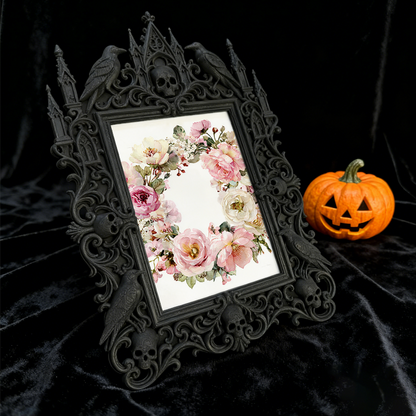 Cute-spooky Gothic Dark-style Photo Frame | Gothic Pet Halloween Witch Hat Shop Decor, Photo Ornament, Dual-use Display, Cute Frame