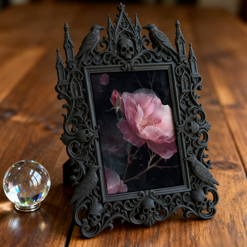 Reel-hit Gothic Dark-style Photo Frame | Gothic Kids’ Werewolf Themed Room Decor, Photo Ornament, Wall-mountable & Tabletop, High-gloss Fram