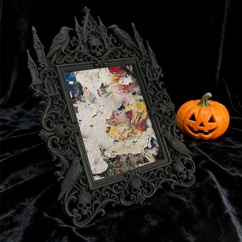 Edgy-top-pick Gothic Dark-style Photo Frame | Horror Movie Soundtrack CD Collection Shop Decor, Photo Ornament, Dual-use Display, Minimalist