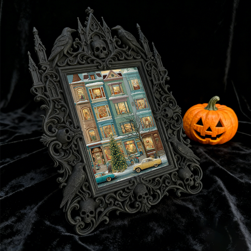 Collector-favorite Gothic Dark-style Photo Frame | Vintage Horror Comic Book Storage Shop Decor, Photo Ornament, Wall/Table Dual-use, Displa