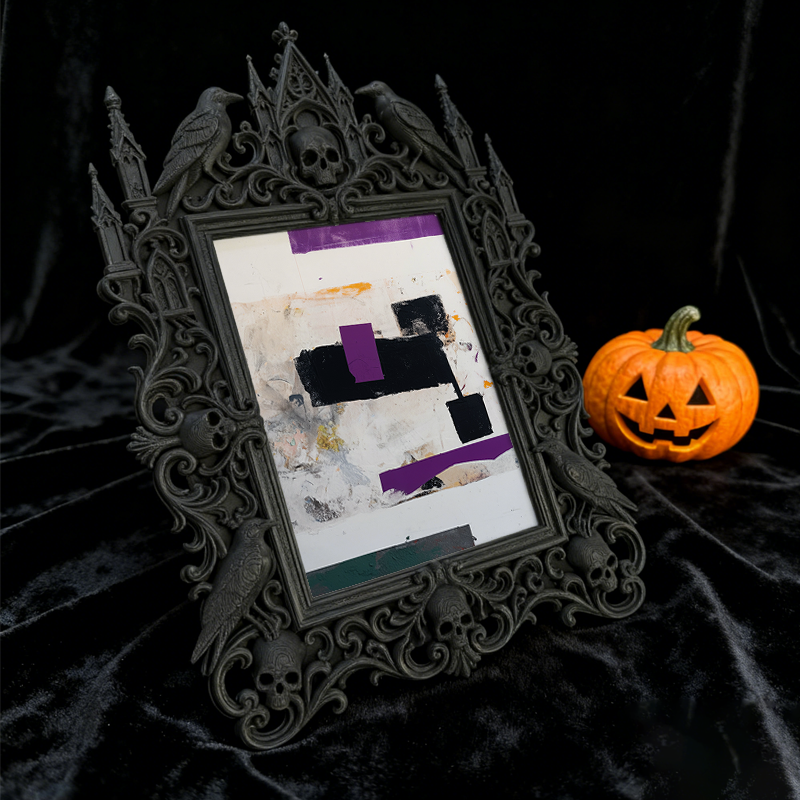 Cute-spooky-vibe Gothic Dark-style Photo Frame | Gothic Pet Halloween Ghost Costume Shop Decor, Photo Ornament, Dual-use Display, Cute Frame