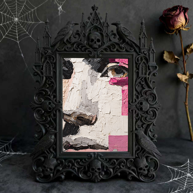 Limited-drop Gothic Dark-style Photo Frame | Werewolf Themed Mountain Hiking Meetup Decor, Photo Ornament, Dual-use Display, Sturdy Frame