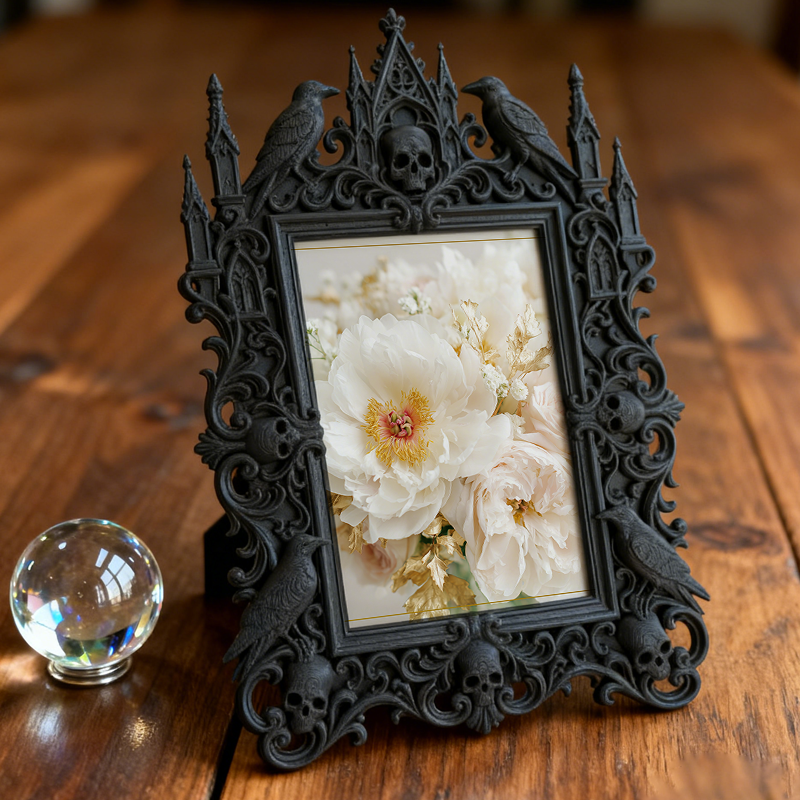Highly-recommended Gothic Dark-style Photo Frame | Gothic Basement Billiard Room Decor, Photo Ornament, Wall-mountable & Tabletop, Scratch-r
