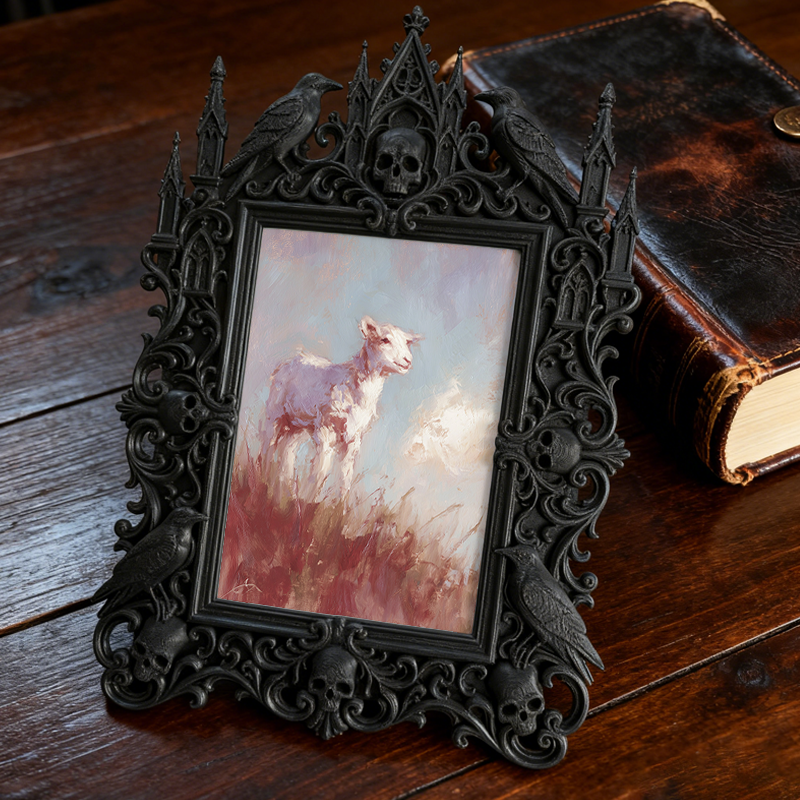 Rare-edition-pick Gothic Dark-style Photo Frame | Gothic Balcony Hanging Chair Side Decor, Photo Ornament, Wall/Table Dual-use, Rustic Frame