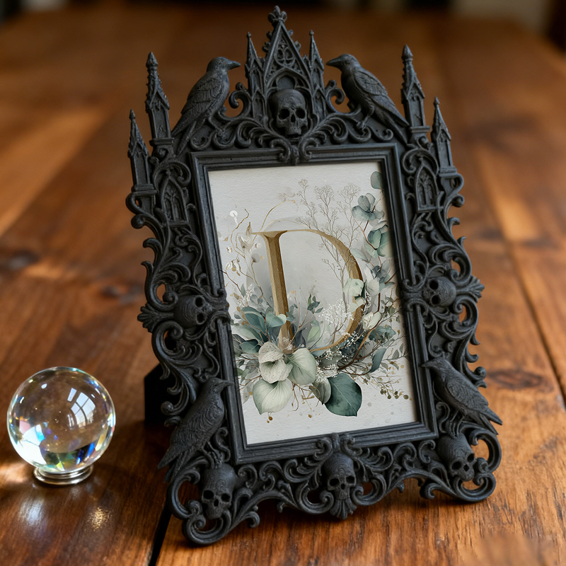 Shop-top-seller Gothic Dark-style Photo Frame | Vampire-themed Wine Tasting Room Decor, Photo Ornament, Wall-mountable & Tabletop, Lightweig