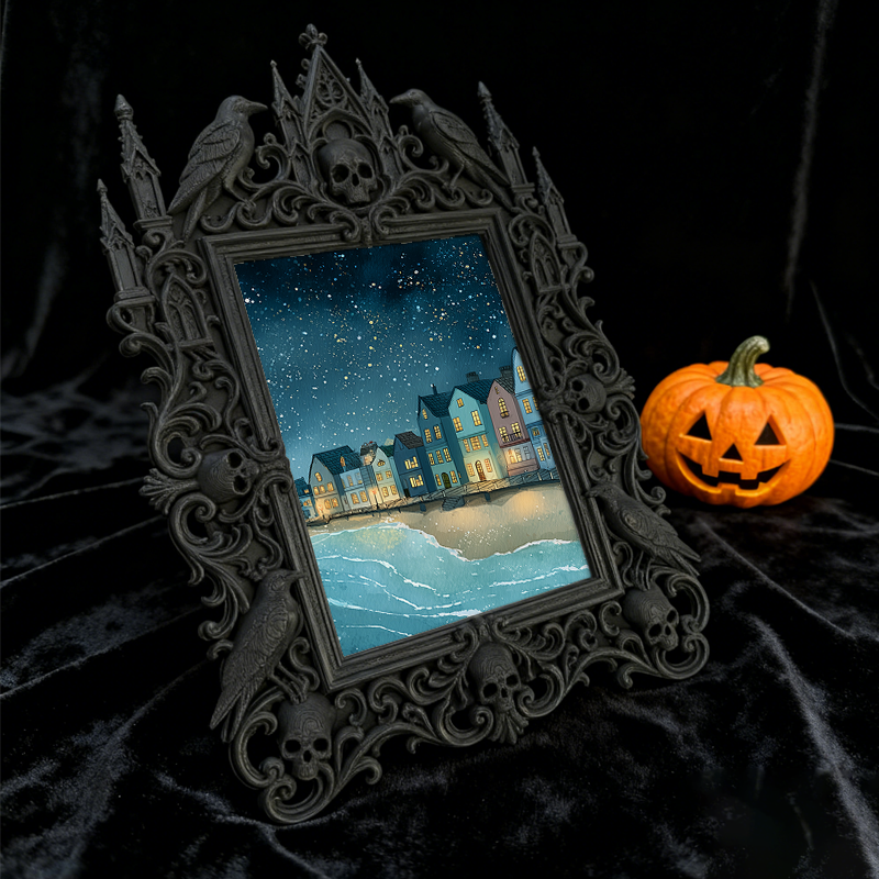 5-star-hit Gothic Dark-style Photo Frame | Werewolf-themed Cabin Living Room Decor, Photo Ornament, Dual-use Display, Sturdy Frame