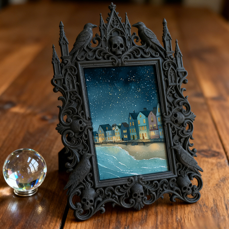 5-star-hit Gothic Dark-style Photo Frame | Werewolf-themed Cabin Living Room Decor, Photo Ornament, Dual-use Display, Sturdy Frame