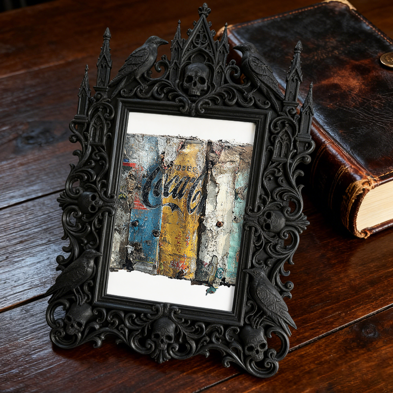 Top-rated Gothic Dark-style Photo Frame | Witchy Halloween Costume Shop Decor, Photo Ornament, Wall-mountable & Tabletop, Waterproof Holiday