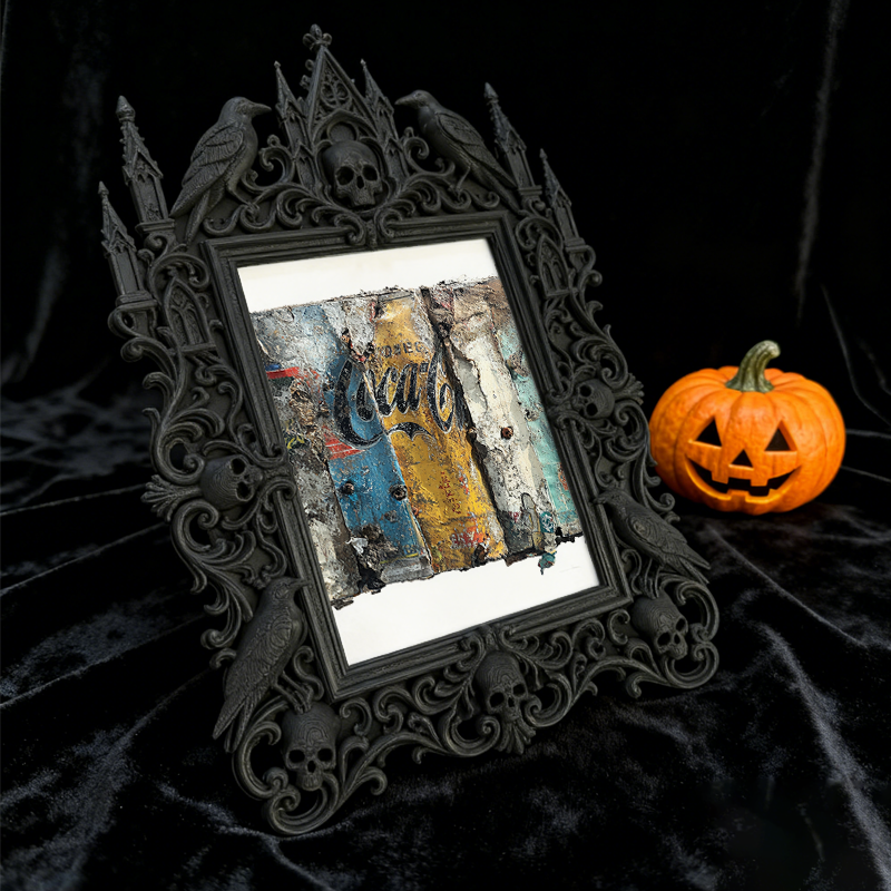 Top-rated Gothic Dark-style Photo Frame | Witchy Halloween Costume Shop Decor, Photo Ornament, Wall-mountable & Tabletop, Waterproof Holiday