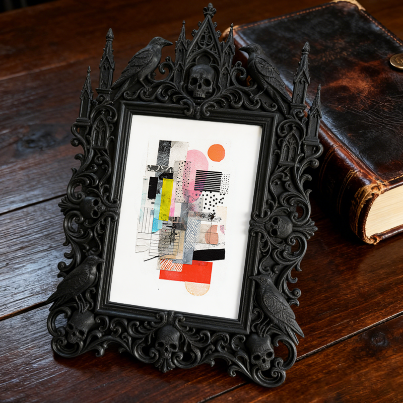 Premium Gothic Dark-style Photo Frame | Gothic Bead Jewelry Making Shop Decor, Photo Ornament, Wall-mountable & Tabletop, Waterproof Light F