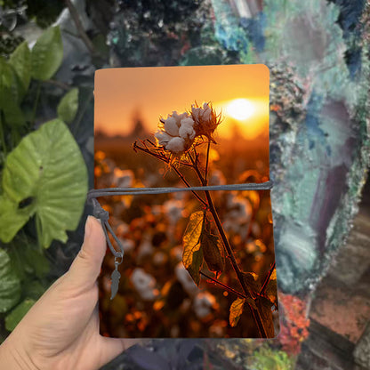  A6 2025 Daily Agenda Log 160 Pages Thick, Creative Design Suitable for School/Office, Ideal Weekly Record Book with Cotton, leaves, stem, s